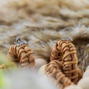 Tytanowy Labret z trzema cyrkoniami w kształcie łezki