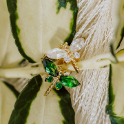 Tytanowy złoty labret ważka