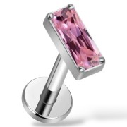 Tytanowy labret z prostokątną różową cyrkonią