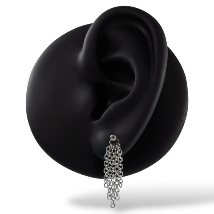 Srebrna zawieszka zwisające łańcuszki